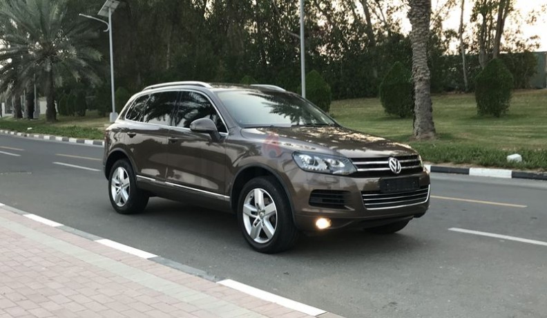 vw-touareg-2015-gulf-specs-full-option-v6-36l-awd-4x4-big-19