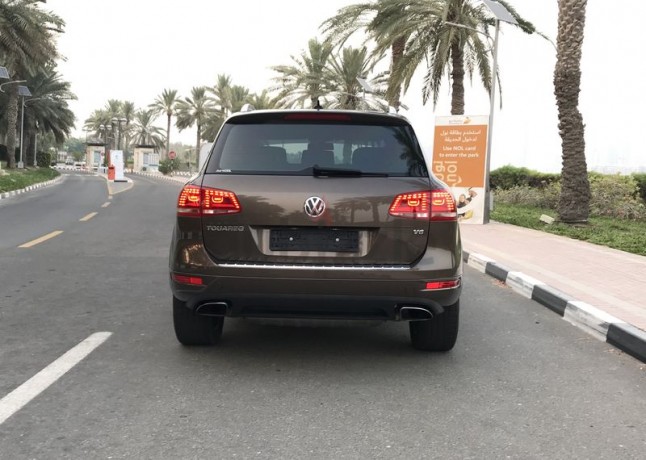 vw-touareg-2015-gulf-specs-full-option-v6-36l-awd-4x4-big-16