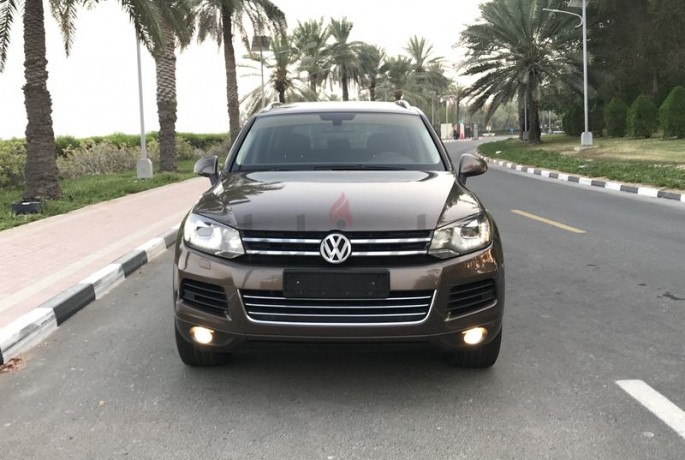 vw-touareg-2015-gulf-specs-full-option-v6-36l-awd-4x4-big-15