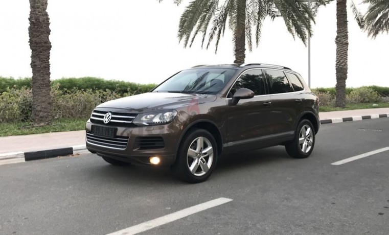 vw-touareg-2015-gulf-specs-full-option-v6-36l-awd-4x4-big-14