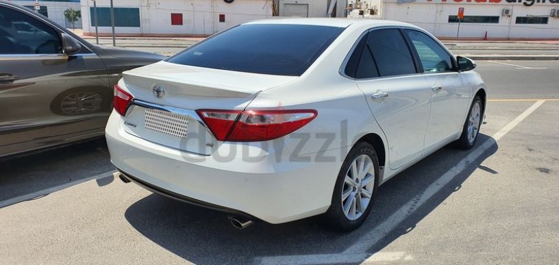 toyota-camry-se-gcc-well-maintained-vehicle-for-urgent-sale-big-4