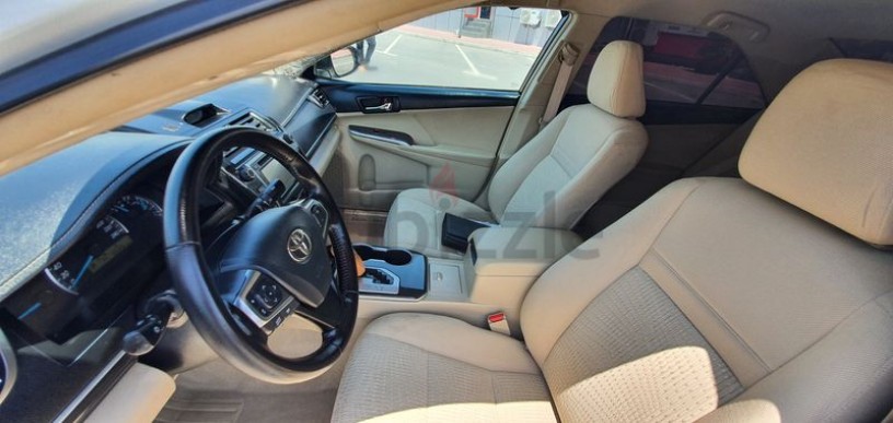 toyota-camry-se-gcc-well-maintained-vehicle-for-urgent-sale-big-2