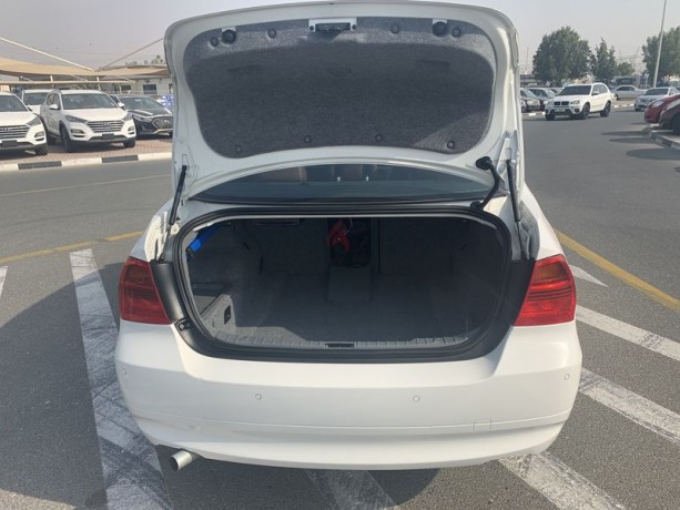 bmw330i-model-2007-with-sport-edition-big-9