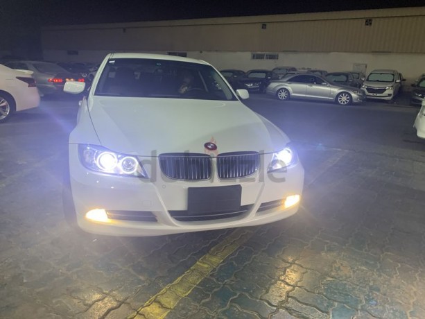 bmw330i-model-2007-with-sport-edition-big-6