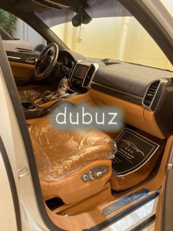 porsche-cayenne-big-0