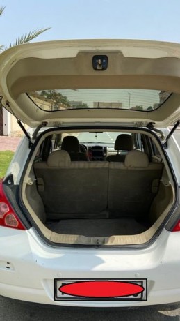 sold-nissan-tiida-hb-18-2012-gcc-big-2
