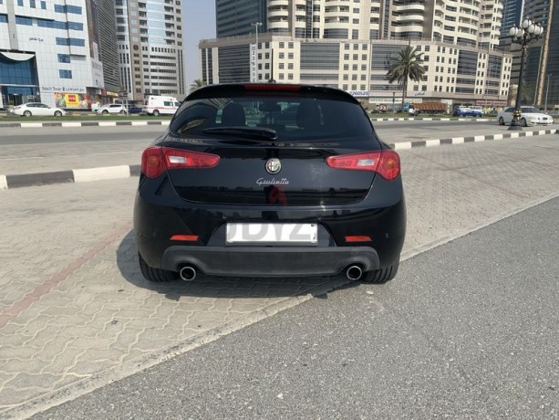 alfa-romeo-giulietta-quadrifoglio-verde-for-sale-big-6