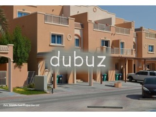 Single Row Spacious 3 BR Villa Close to Facilities