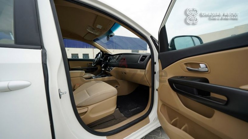 certified-vehicle-with-delivery-optioncarnivalgcc-specsgood-condition-with-warrantycode-89227-big-9