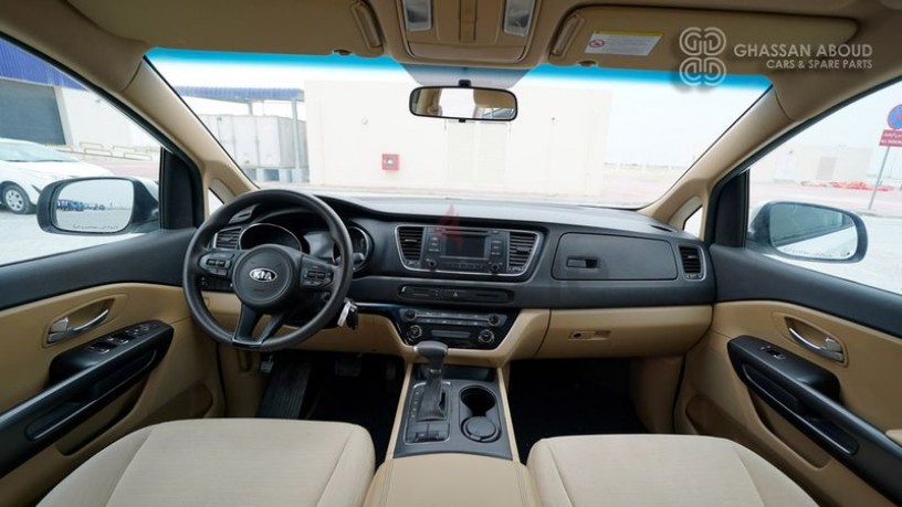 certified-vehicle-with-delivery-optioncarnivalgcc-specsgood-condition-with-warrantycode-89227-big-2