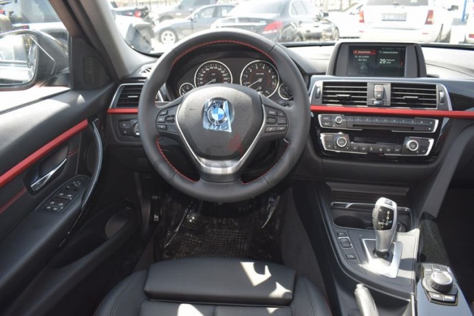 bmw-318-i-sport-2018-gcc-2-year-warranty-with-open-km-big-9