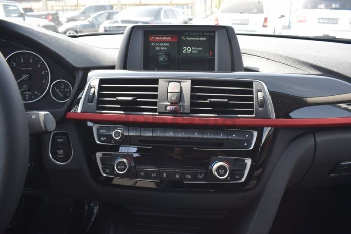 bmw-318-i-sport-2018-gcc-2-year-warranty-with-open-km-big-7