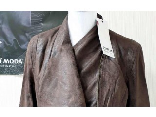 
                        للبيع وباسعار منافسة ستوكات ملابس جاهزة جديدة ماركات عالمية اصلية                                            