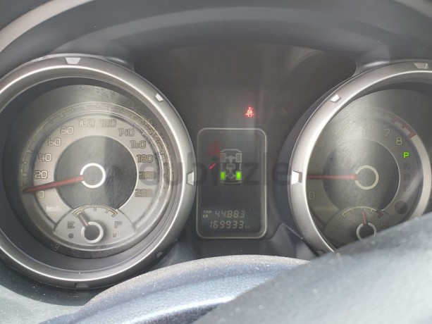 single-owner-showroom-bought-pajero-big-16