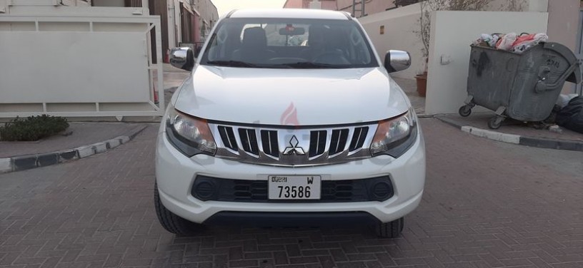 mitsubishi-l200-pickup-big-6