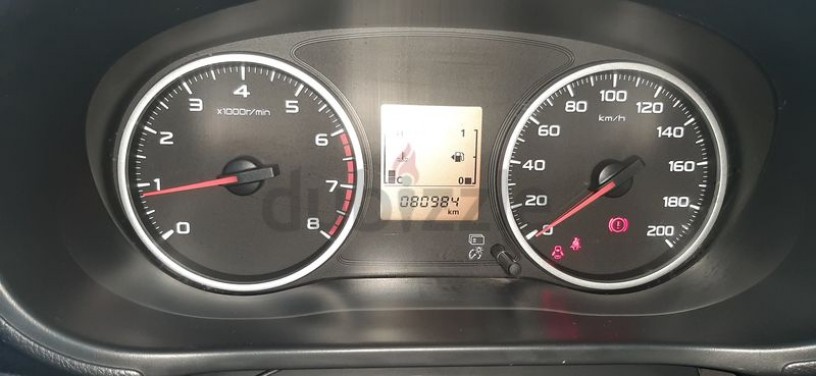 mitsubishi-l200-pickup-big-2