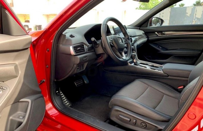 2018-honda-accord-sports-l-full-service-history-l-gcc-specs-big-2