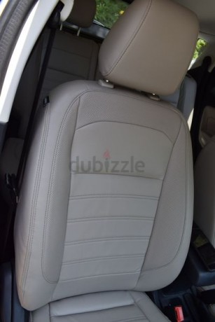 titanium-gcc-ford-ecosport-2018original-paints-under-warranty-service-history-big-8