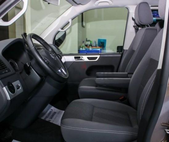 volkswagen-multivan-tsi-2015-brown-gcc-specification-3-years-warranty-big-5