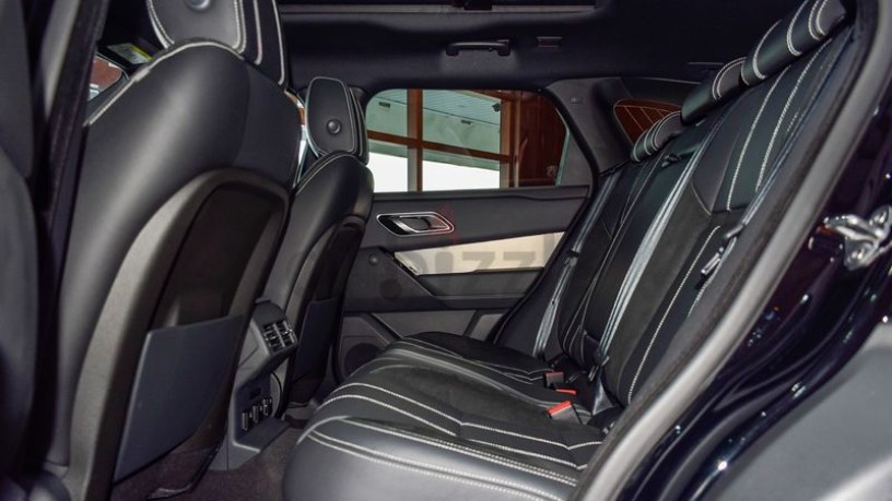 range-rover-velar-2019-diesel-big-4