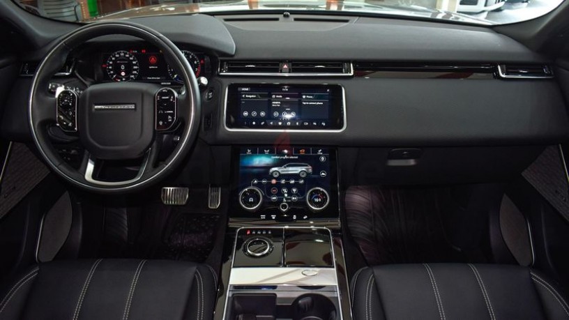 range-rover-velar-petrol-p300se-year-2020-big-10