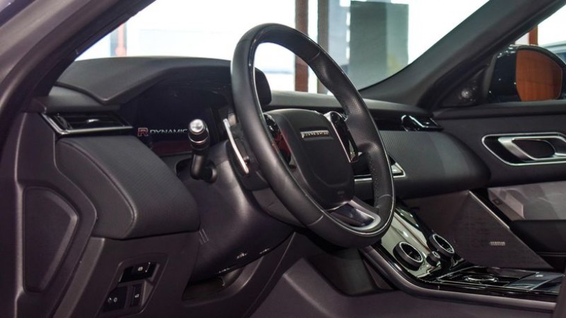 range-rover-velar-petrol-p300se-year-2020-big-8