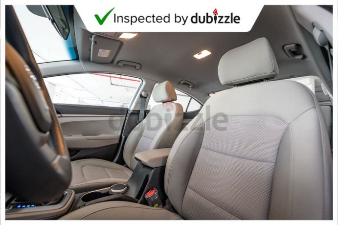 aed568month-2018-hyundai-elantra-gl-16l-full-hyundai-service-history-gcc-specs-big-3