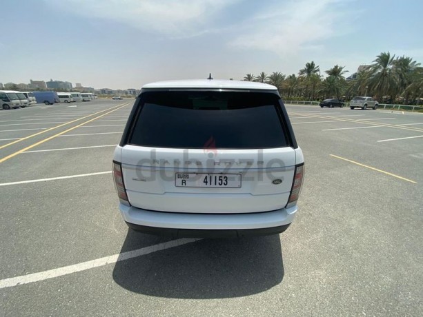 range-rover-vogue-suoercharged-v8-big-3
