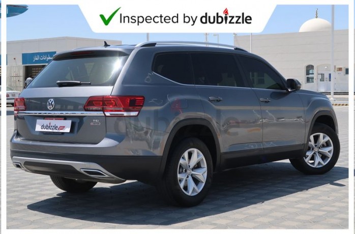 aed1351month-2018-volkswagen-teramont-tsi-20l-full-volkswagen-service-history-8-seater-gcc-big-11