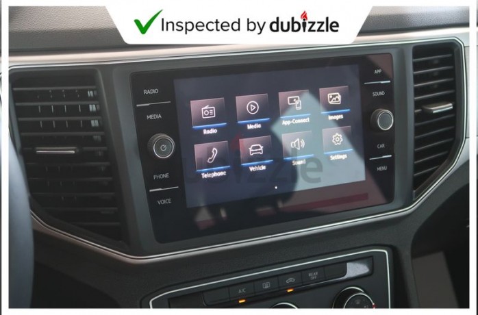 aed1351month-2018-volkswagen-teramont-tsi-20l-full-volkswagen-service-history-8-seater-gcc-big-2