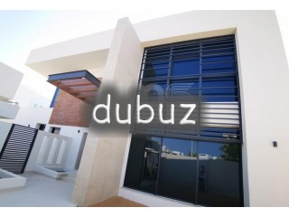 Large Private Garden - Luxurious Villa