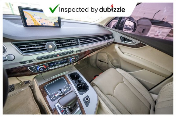 aed3061month-2016-audi-q7-s-line-45tfsi-30l-7-seated-warranty-service-gcc-big-5