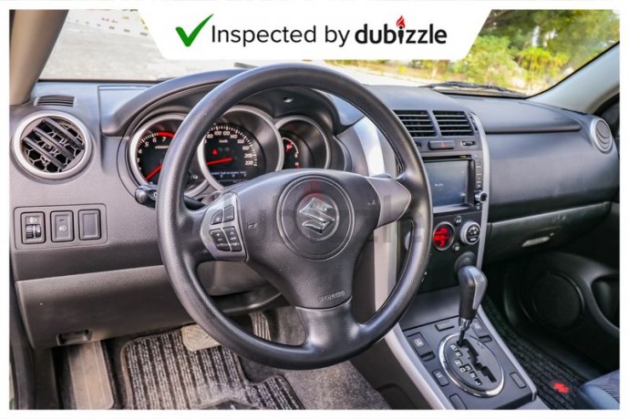 aed840month-2015-suzuki-grand-vitara-24l-full-suzuki-service-history-gcc-specs-big-8