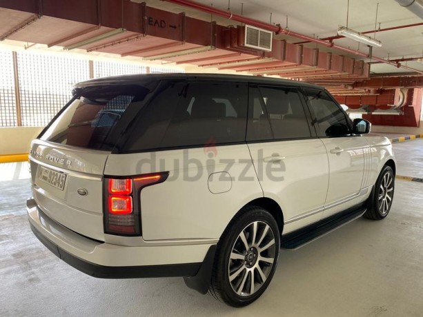 al-tayer-motors-range-rover-vogue-2015-big-5