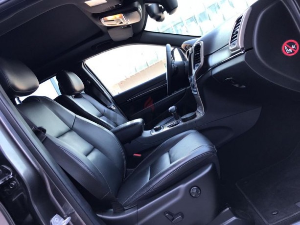 immaculate-one-owner-2014-jeep-grand-cherokee-limited-36l-v6with-full-service-history-by-agency-big-3