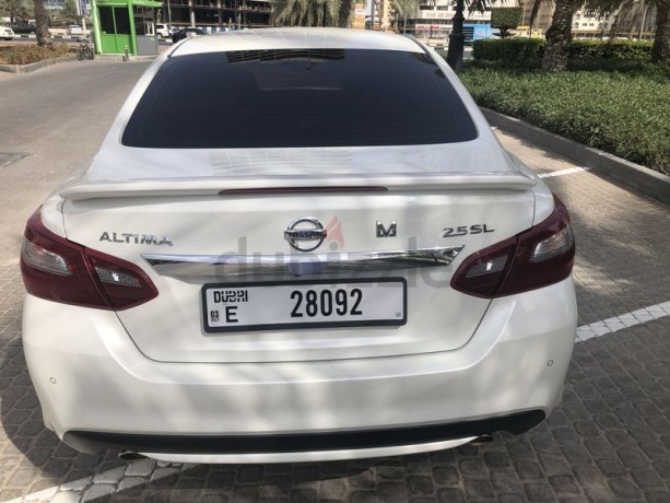 nissan-altima-sl-2018-gcc-full-option-low-km-24000-only-with-accident-free-big-11