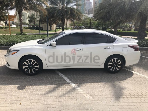 nissan-altima-sl-2018-gcc-full-option-low-km-24000-only-with-accident-free-big-8
