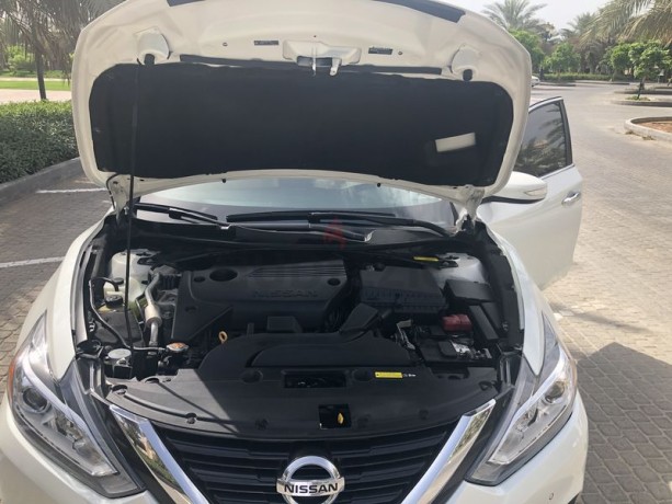 nissan-altima-sl-2018-gcc-full-option-low-km-24000-only-with-accident-free-big-0