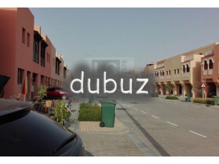 A new wave of living. Vacant 2 BR Zone 7