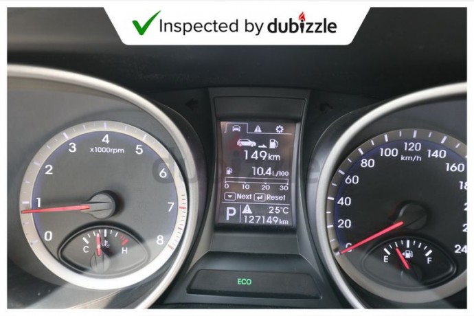 aed726month-2014-hyundai-grand-santa-fe-33l-full-hyundai-service-history-7-seater-gcc-big-0