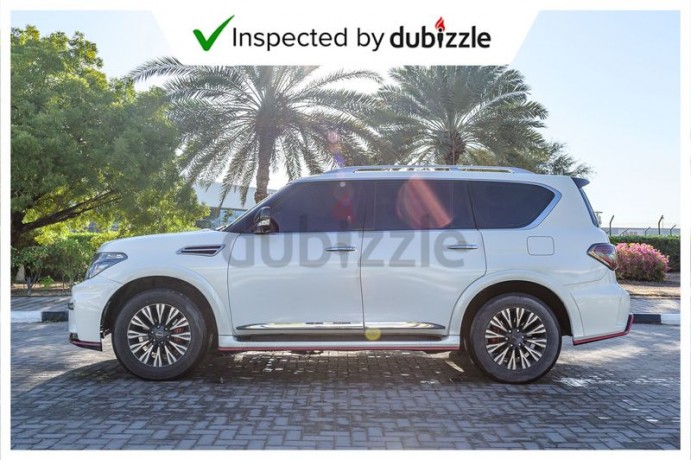 aed1638month-2014-nissan-patrol-platinum-w-nismo-kit-56l-full-service-history-8seater-gcc-big-10