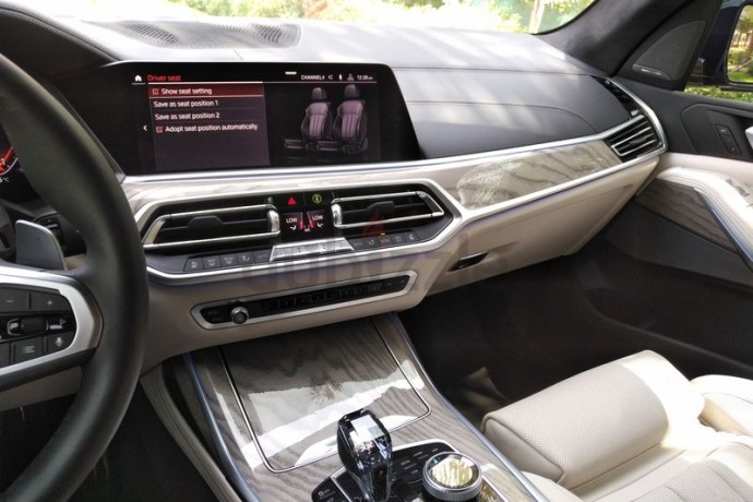 bmw-x7-50i-v8-m-package-5-years-warranty-service-contract-big-6