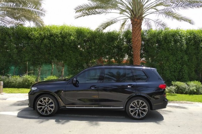bmw-x7-50i-v8-m-package-5-years-warranty-service-contract-big-4