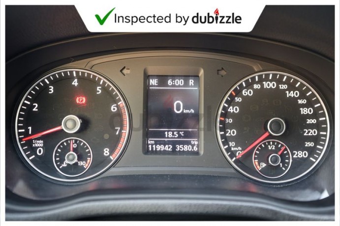 aed784month-2016-volkswagen-passat-sel-25l-full-service-history-gcc-specs-big-0