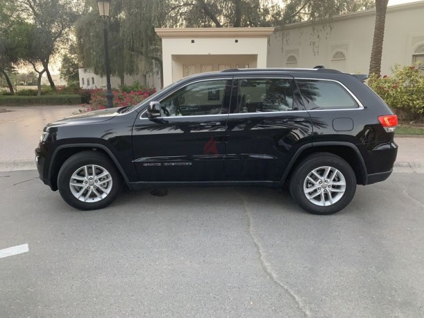 jeep-grand-cherokee-exclusive-edition-price-reduced-big-4