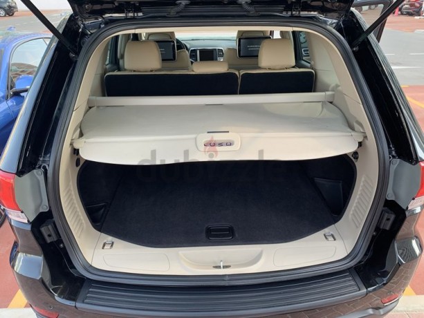 jeep-grand-cherokee-exclusive-edition-price-reduced-big-2