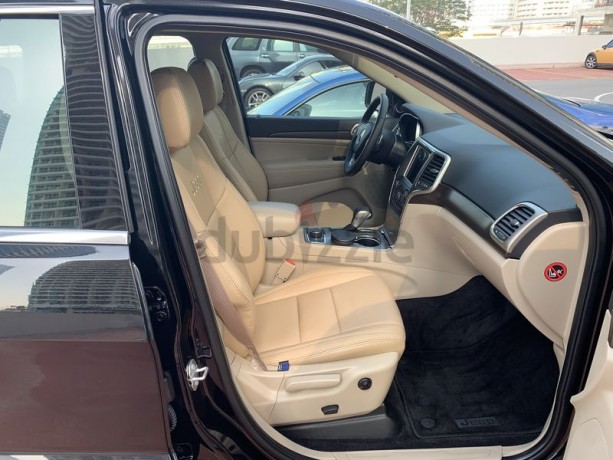 jeep-grand-cherokee-exclusive-edition-price-reduced-big-0