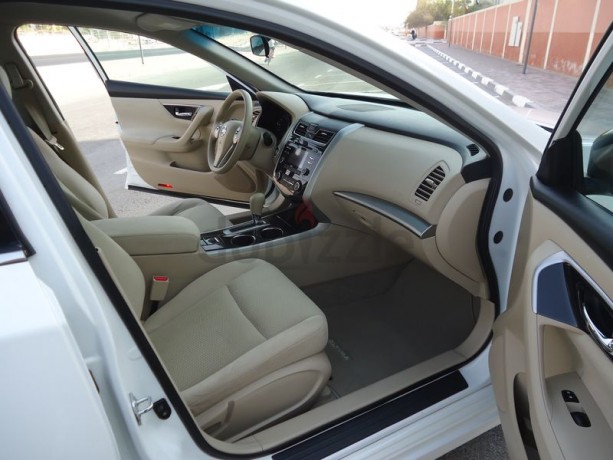 altima-2016m-sv-25l-mid-option-in-excellent-condition-big-3