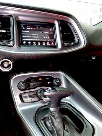 dodge-challenger-2018-no-accident-big-5