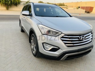 
                            
                            Hyundai Santa Fe grand 2015 GCC 3.6 eng V6 very good condition
                            
                        